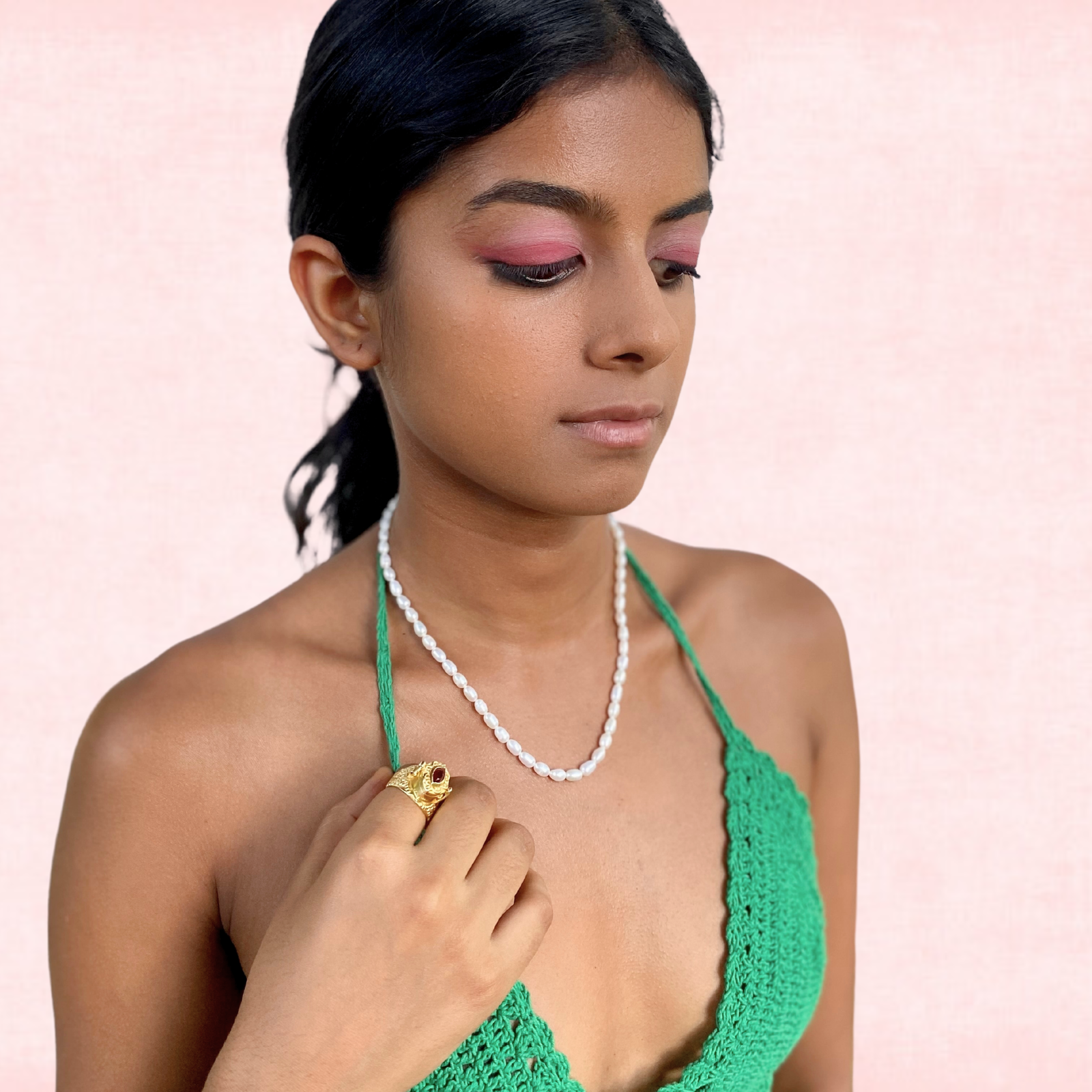 Peony Pearl Chain